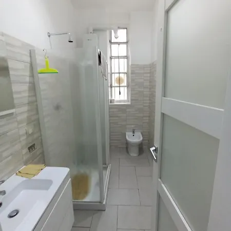 Apartament Famagosta Mediolan
