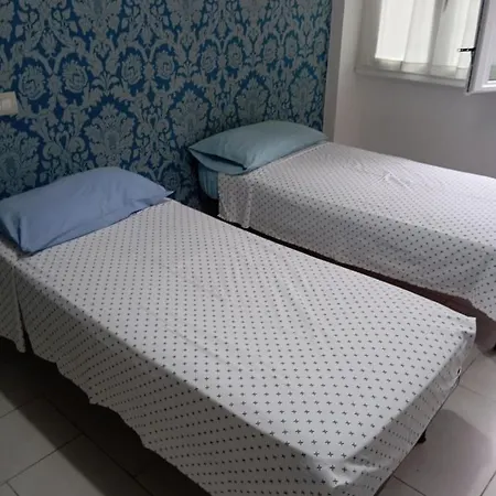Apartament Famagosta * Mediolan